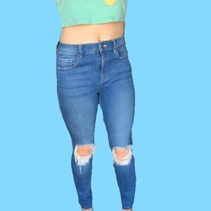 Garage Ripped Skinny Jeans